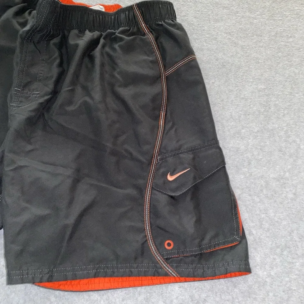 Nike Mens Swim Shorts L Black Cargo Trunks Board Bottom Surf Pool Mesh Spell Out
